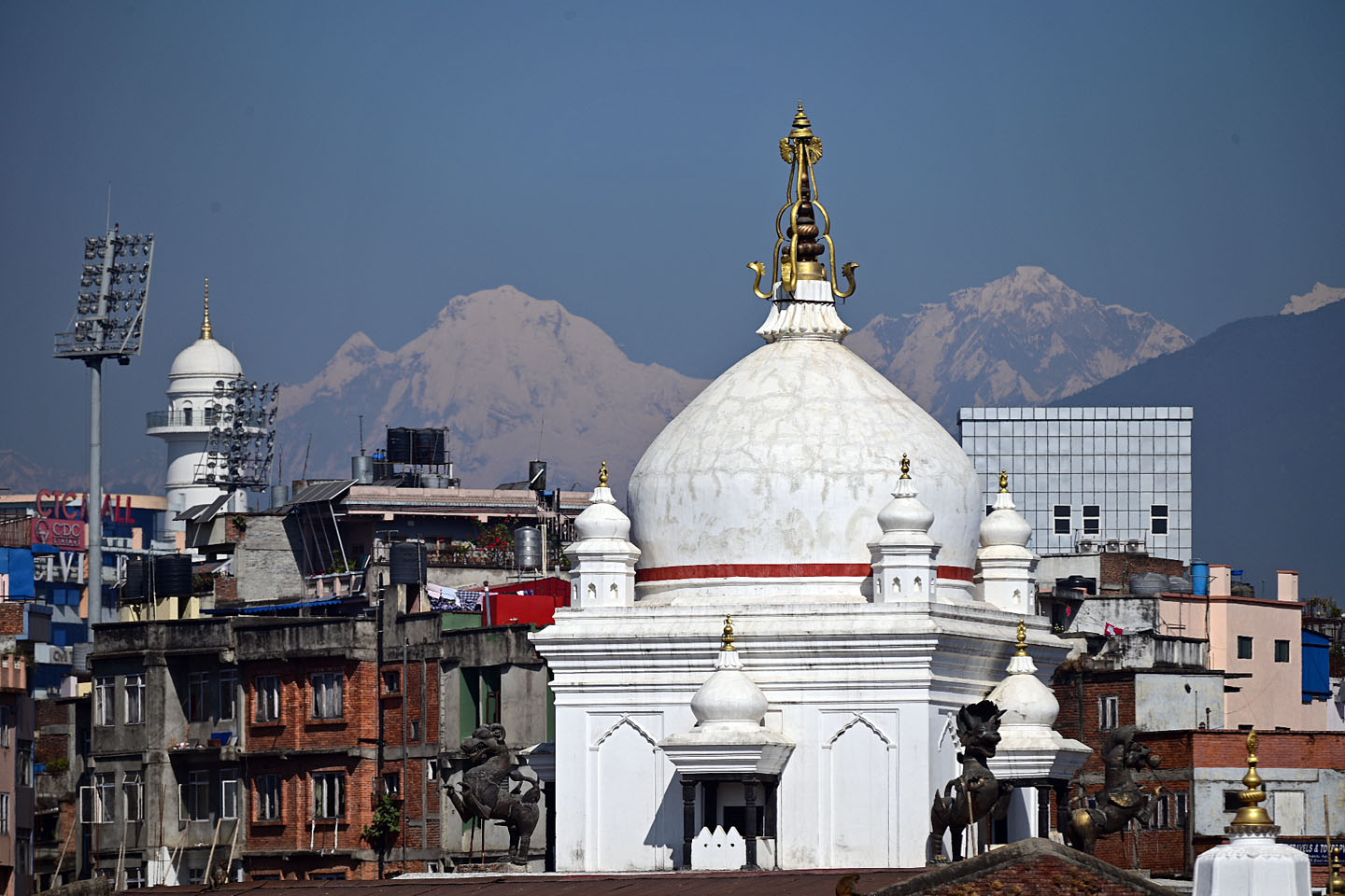 कतै जाँदै हुनुहुन्छ ? थाहा पाउनुस् आजकाे माैसमी विवरण